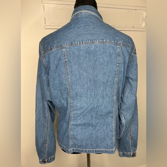 Mickey Mouse women’s collared long sleeve denim button down. - Picture 2 of 11